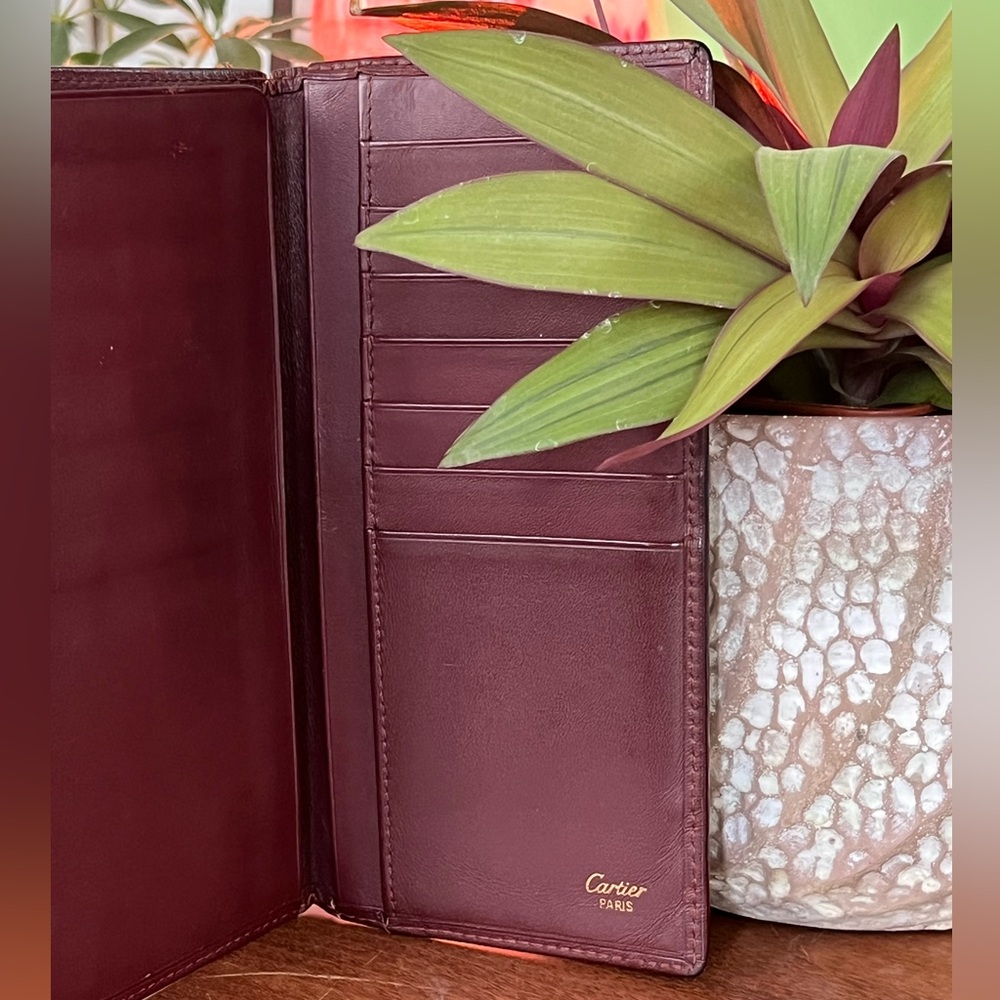 ⭐️ Cartier Burgundy Leather Long Wallet ~